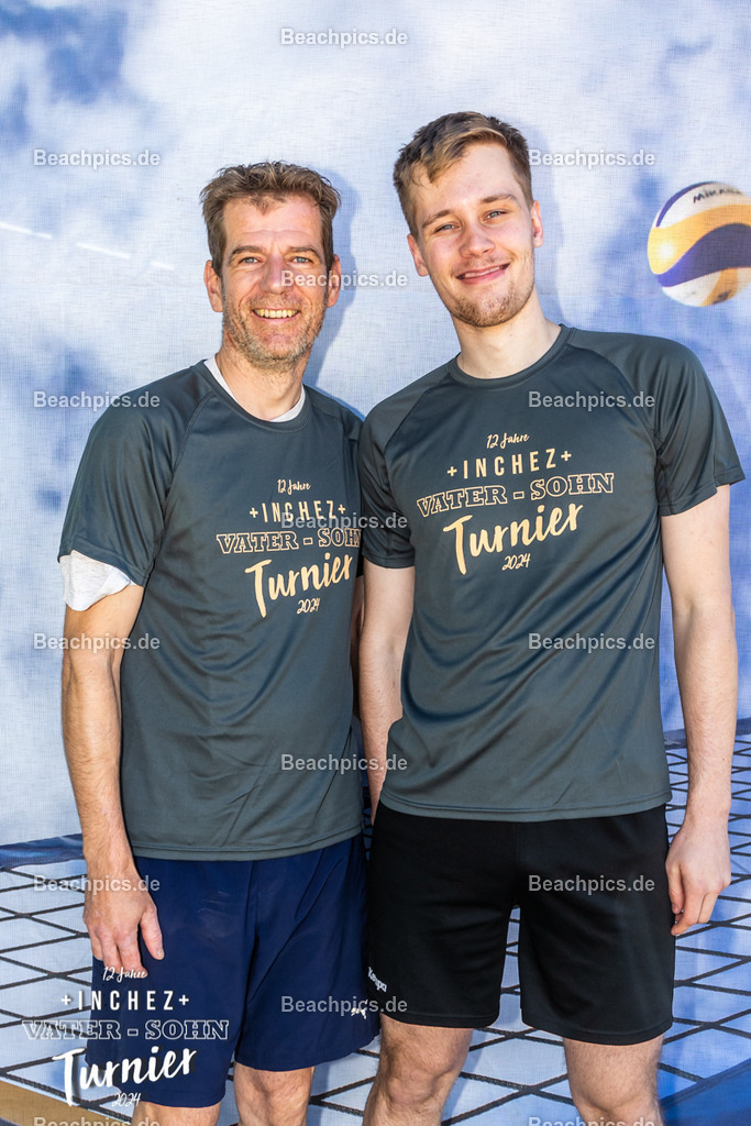 2024-00099915-Vater-Sohn-Turnier-2 | 09.05.2024; Berlin Foto: Gerold Rebsch - www.beachpics.de