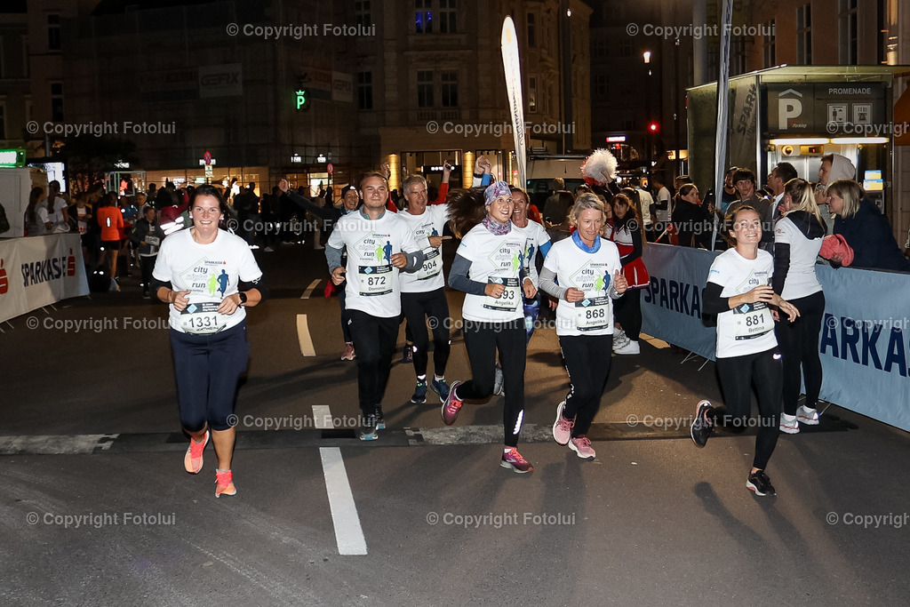A-BINDER_20220922_0092 | LINZ,  AUSTRIA,22.Sept. 2022 - Night Run, Image shows Night Run.
Photo: Sportmediapics.com/ Manfred Binder