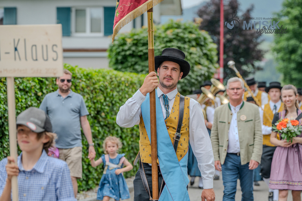 DSC_5741 | "Fussifoto.com – Ihr Ansprechpartner für hochwertige Fotografie! Entdecken Sie kreative Bilder und professionelle Dienstleistungen. Kontaktieren Sie uns für Ihre Projekte!"