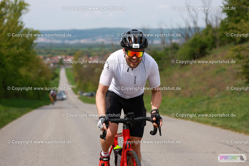 324_AR6_0267 | Neusiedlersee Radmarathon 2026@sportshot_your_pictrs #yourpictures#roadtowm2029 #nrm #neusiedlerseeradmarathon #neusiedlersee #neusiedlerseetourismus #burgenland #mörbisch #nrm26 #burgenlandtourismus #voglundco #poweredbyburgenlandtourismus #radsport #rad #marathon #ucigranfondo #visitburgenland #ucigranfondoworldseries
