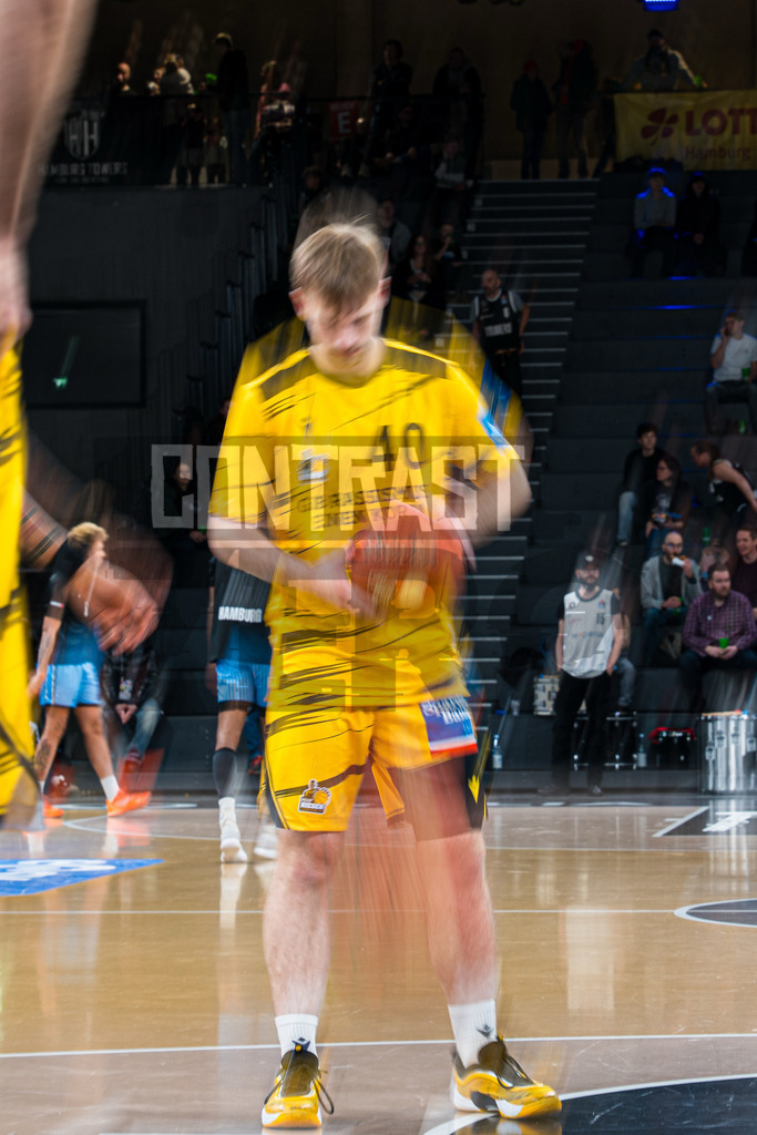Basketball I Herren I Bundesliga I Saison 2025/2026 I 8. Spieltag I Veolia Towers Hamburg - MHP Riesen Ludwigsburg | CONTRAST ZERØ MEDIA - Realisiert mit Pictrs.com