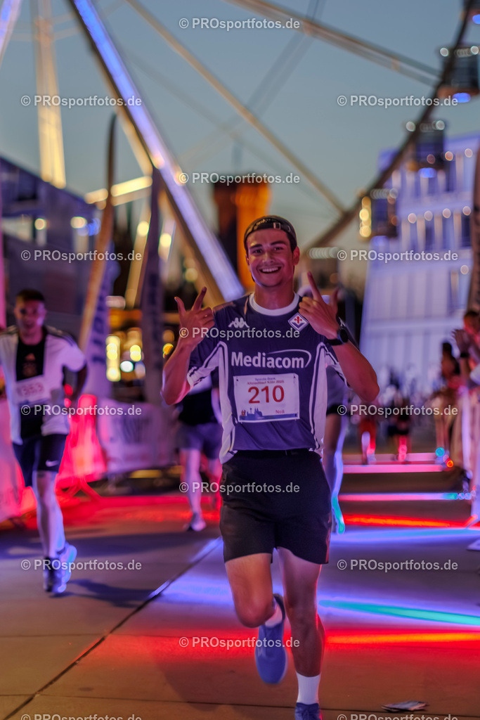 Sparda-Bank Altstadtlauf Köln; Köln, 15.08.2025 | Impressionen vom Sparda-Bank Altstadtlauf Köln am 15.08.2025 in Köln (Nordrhein-Westfalen). 