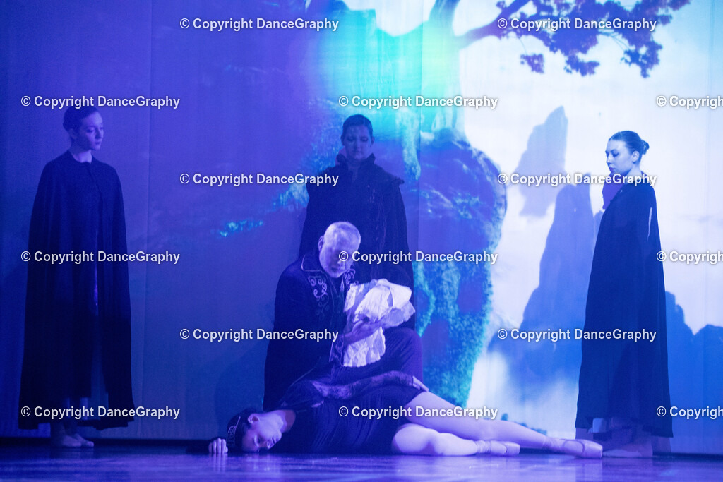 GPHY2546 | DanceGraphy - Realisiert mit Pictrs.com