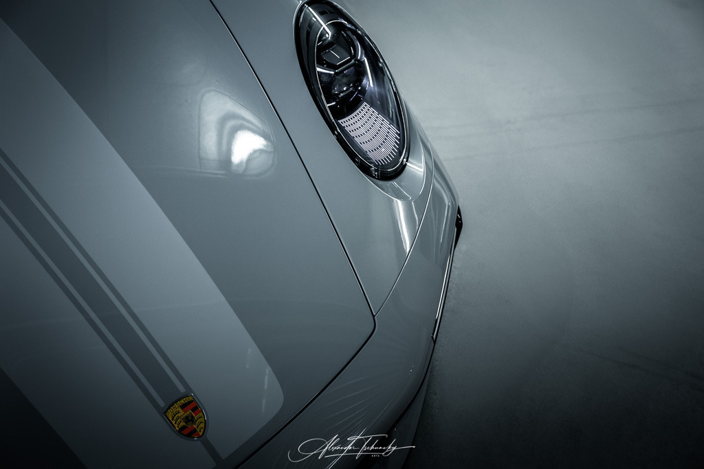 R6PZ3561 _Alexander Tschuncky | Entdecken Sie die faszinierende Welt von Alexander Tschuncky Arts: Kreative Fotografie, atemberaubende Automobilkunst und hochwertiger Bilderdruck. Lassen Sie sich inspirieren! - Realisiert mit Pictrs.com