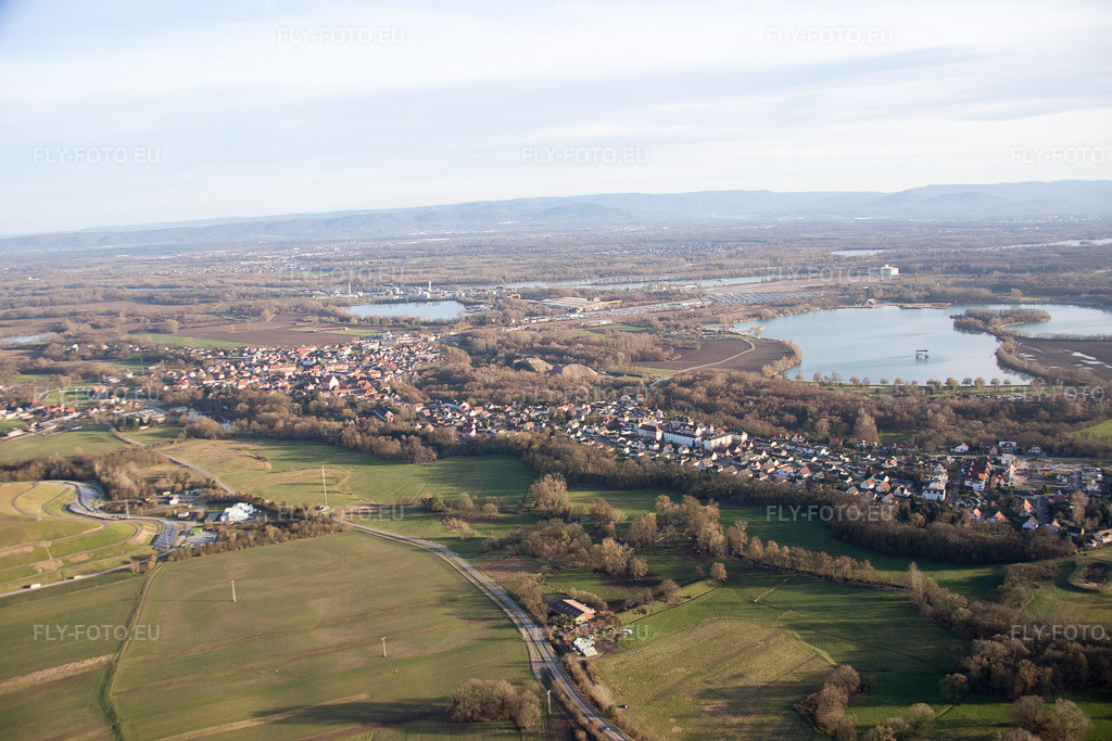 Vue aérienne: Vue de la ville à Lauterbourg dans le département Bas Rhin, France. Photo: IMG_085977.jpg prise le 06/02/2016 par Werner Riehm/FLY-FOTO.euRésolution de l'original: 5472 x 3648 px