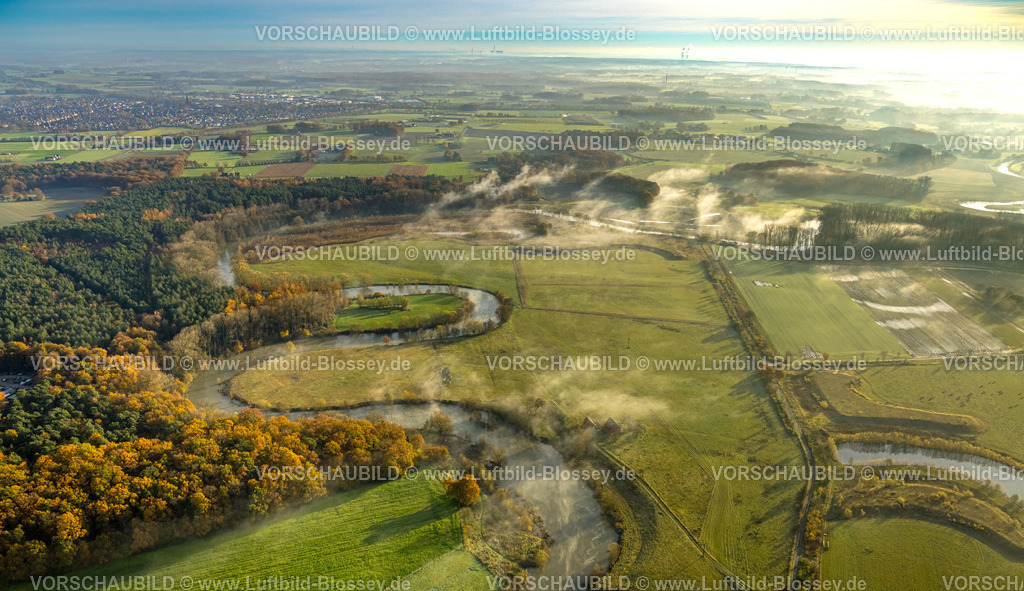 Datteln231104024 | Luftbild, Nebelschwaden über Fluss Lippe Flussmäander und Lippeaue, umgeben von herbstlichen Laubbäumen, Hötting, Datteln, Ruhrgebiet, Münsterland, Nordrhein-Westfalen, Deutschland