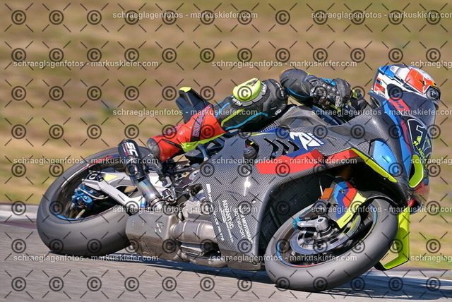 26bt05-0217 | markuskiefer.com - Realisiert mit Pictrs.com