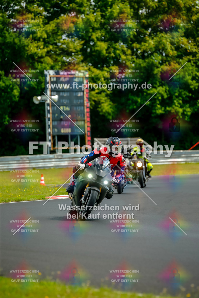 VBK-4796 | Hier findet Ihr Bilder von Touristenfahrten auf der Nürburgring Nordschleife oder von anderen Veranstaltungen die ich besucht habe. Viel Spass beim Durch Schauen 