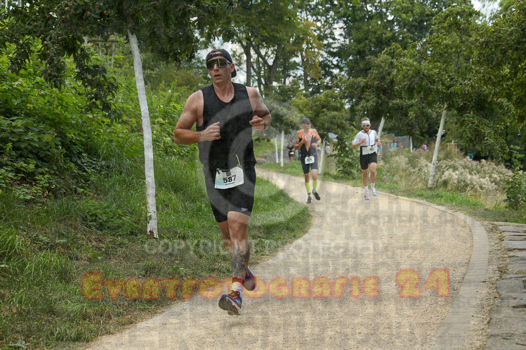 250824_1424_EX1_6115 | Sportfotografie im Rhein-Sieg Kreis, Köln, Bonn, NRW, Rheinland Pfalz, Hessen, etc. Unser Tätigkeitsfeld umfasst den Laufsport vom Volkslauf über den Marathon, Duathlon, Triathon bis zum Ultralauf wie Kölnpfad Ultra oder Schindertrail.
