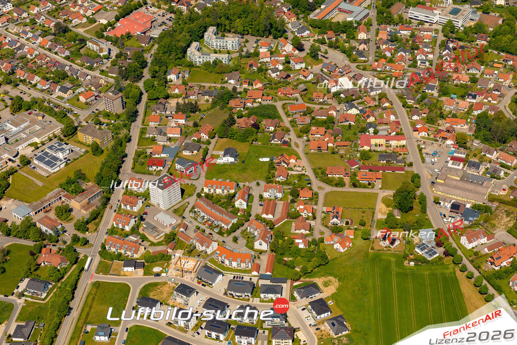 Das Luftbild zeigt : Ziehring Roding - Die Luftaufnahme wurde 2024 vom UL-Flugzeug aus erstellt ( keine Drohne ) - Hochauflösende Luftaufnahme - Für grossformatige Ausdrucke geeignet. Die Geschenkidee !Mit Lizenz und Bildrechte bestellbar