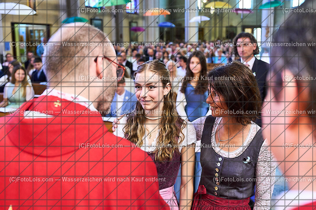 ALP0970_PfarrFirmung Wieselburg_Firmvorgang | (C)FotoLois.com, Alois Spandl, Firmung in der Pfarrkirche Wieselburg mit Generalvikar Dr. Christoph Weiss, Dechant Pfarrer Daniel Kostrzycki und Monignore Franz Dammerer, Sa 15. Juni 2024.