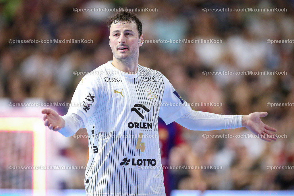 KoeEHF08062402030 | 08.06.2024, Köln, Handball, TruckScout24 EHF FINAL4, Machineseeker Champions League Men, Lanxess-Arena, Halbfinale, THW Kiel - FC Barcelona: Domagoj Duvnjak (THW Kiel)