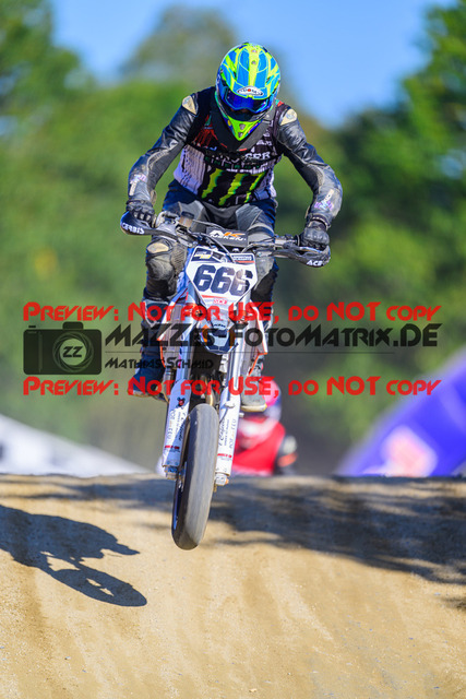 MaZZes_Fotomatrix_20241005_6007705_8952 | SENIOR