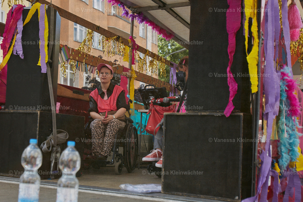 240713_VerruecktBehindertParade_14 | Vanessa Kleinwächter - Realisiert mit Pictrs.com