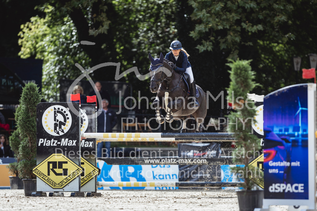 240912_OWLCh_AmateurM-405 | Deine schönsten Turniermomente als professionelle Fotos! Entdecke hochwertige Pferdesport-Fotografie im Online-Shop. Jetzt Fotos finden & bestellen!