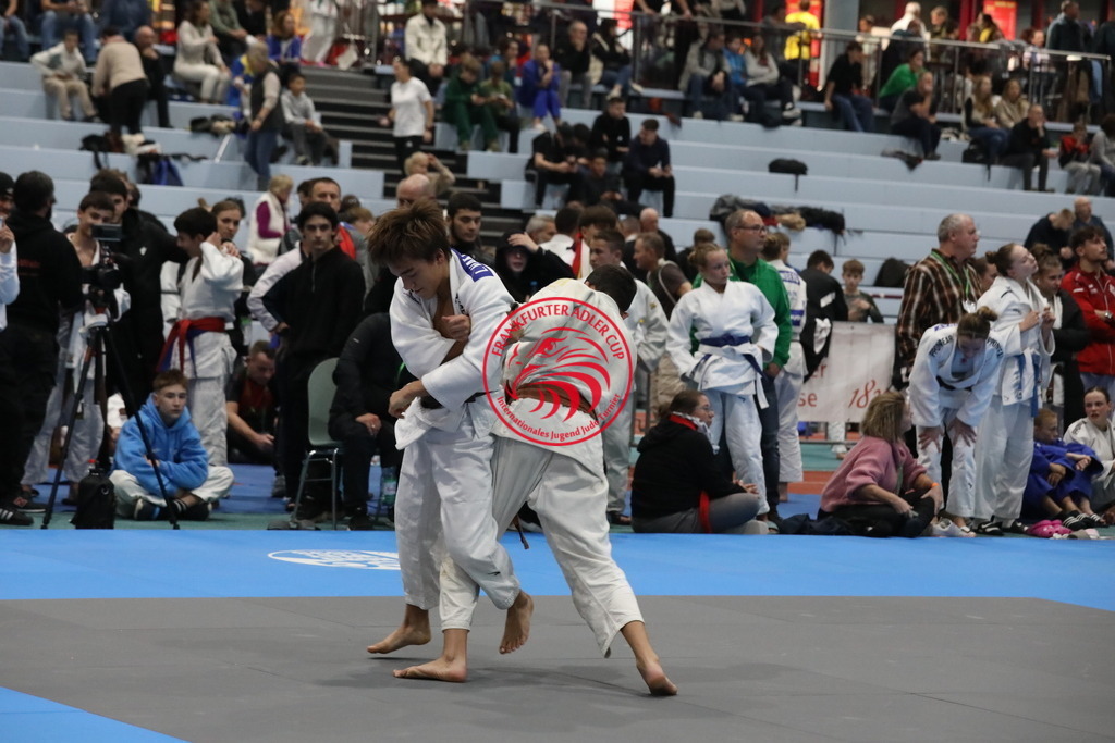 1J7A2429 | Fotos vom Adler Cup - Pictures from Adler Cup

Hier findet Ihr alle Eindrücke und großen Momente der Adler Cup Wochenenden. Here you will find all impressions and great moments of the Adler Cup weekends. - Realisiert mit Pictrs.com