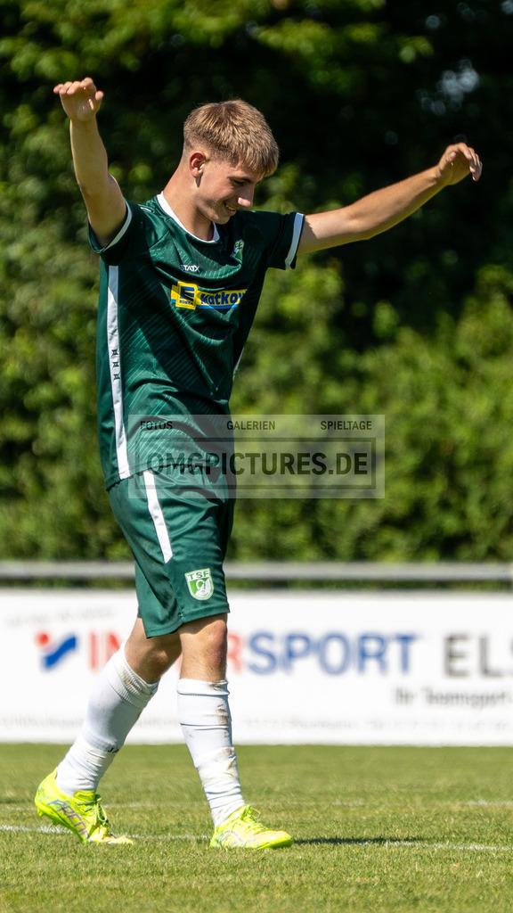 _OMG7731 | www.omgpictures.de, Sportfotograf, Verein, Fotograf, Baden Württemberg, Stuttgart, Heilbronn, omgpictures, Spieltag,  - Realisiert mit Pictrs.com