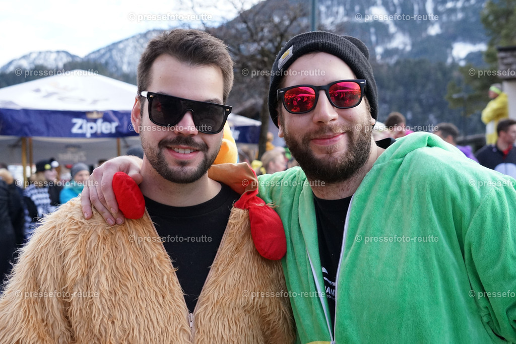 news-2023-Feb11-Fasching-Weissenbach-DSC02015 | Info aus dem Bezirk Reutte/Ausserfern Tirol sowie eine umfangreiche Bilddatenbank über die gesamte Region: Lechtal, Talkessel Reutte, Tannheimertal, Zwischentoren. Lech, Plansee, Zugspitze, Grenztunnel, B179, Fernpassstraße, Verkehr, Lawinen, Tradition, - Realisiert mit Pictrs.com