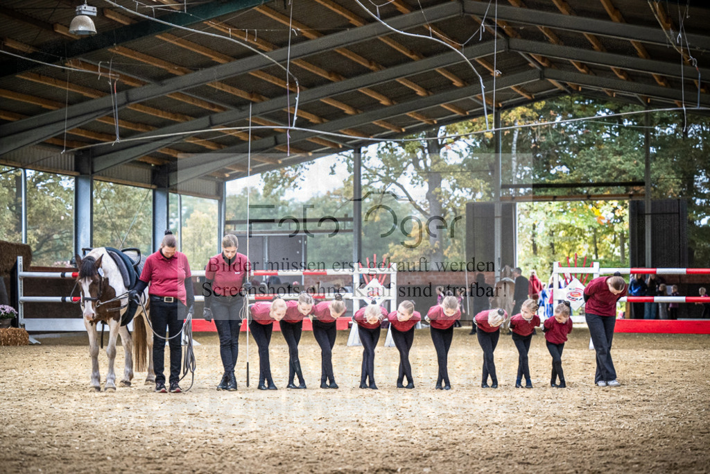 DOS_0333 | Entdecke hochwertige Reitturnierfotos von Foto Oger. Professionell, emotional und authentisch – jetzt Lieblingsmomente im Shop bestellen.Deutschlandweite Turnierfotografie. - Realisiert mit Pictrs.com