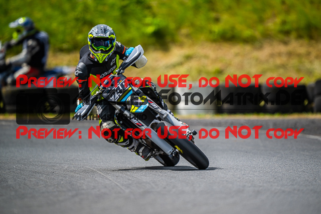 MaZZes_FotoMatrix_220528_9341 | Fotograf Mathias Schmid
Sportfotograf,
Eventfotograf,
Hochzeitsfotograf,
Portraitfotograf