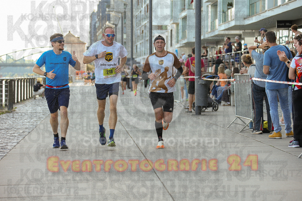 250920_1446_EX1_7485 | Sportfotografie im Rhein-Sieg Kreis, Köln, Bonn, NRW, Rheinland Pfalz, Hessen, etc. Unser Tätigkeitsfeld umfasst den Laufsport vom Volkslauf über den Marathon, Duathlon, Triathon bis zum Ultralauf wie Kölnpfad Ultra oder Schindertrail.