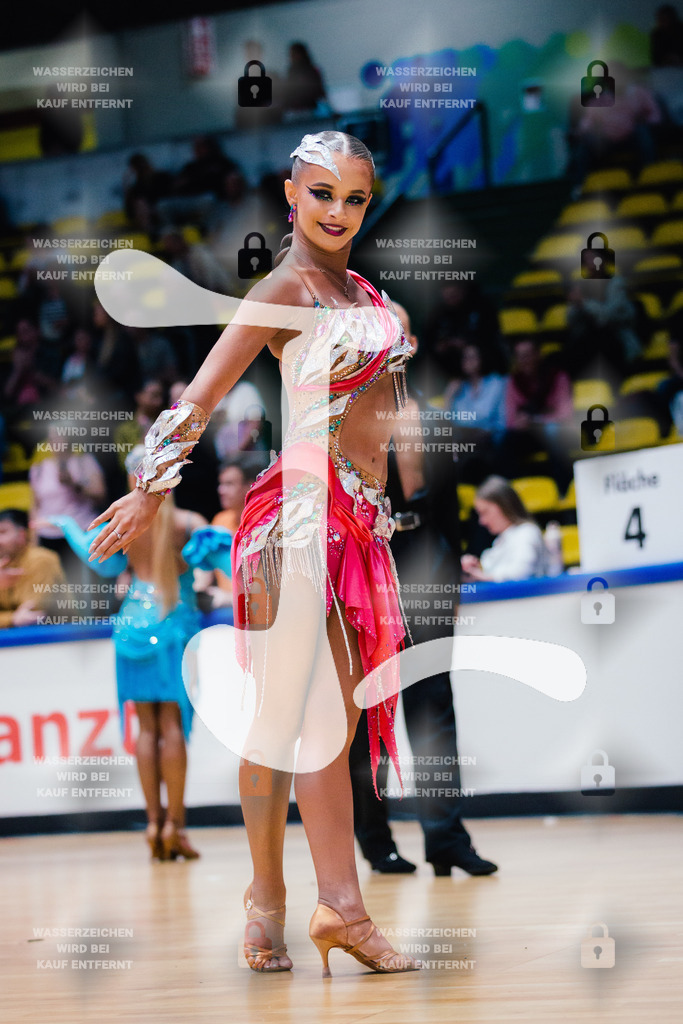 Hessen Tanzt WDSF Open Youth Latin 7th (68) Ivan Smekalkin _ Yeva Liermontova (Schwarz-Weiß-Club Pforzheim)-2025-05-17-1391 | Webshop for digital downloads and prints of dance sport, event & show photographer Julian Link - Realisiert mit Pictrs.com