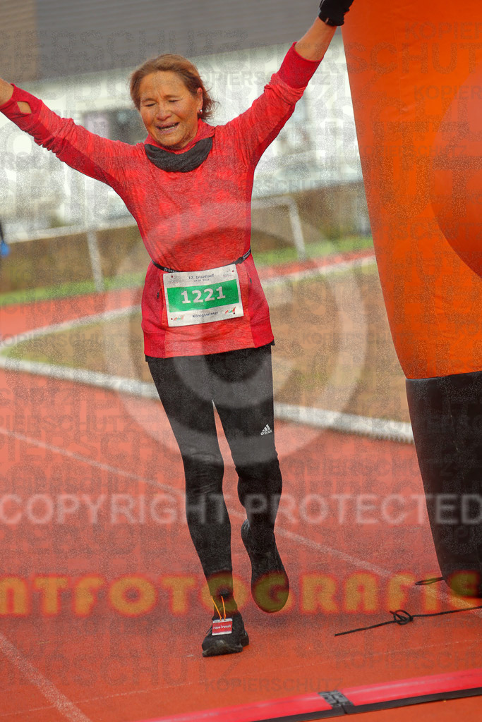 230129_1123_EX1_4814 | Sportfotografie im Rhein-Sieg Kreis, Köln, Bonn, NRW, Rheinland Pfalz, Hessen, etc. Unser Tätigkeitsfeld umfasst den Laufsport vom Volkslauf über den Marathon, Duathlon, Triathon bis zum Ultralauf wie Kölnpfad Ultra oder Schindertrail.