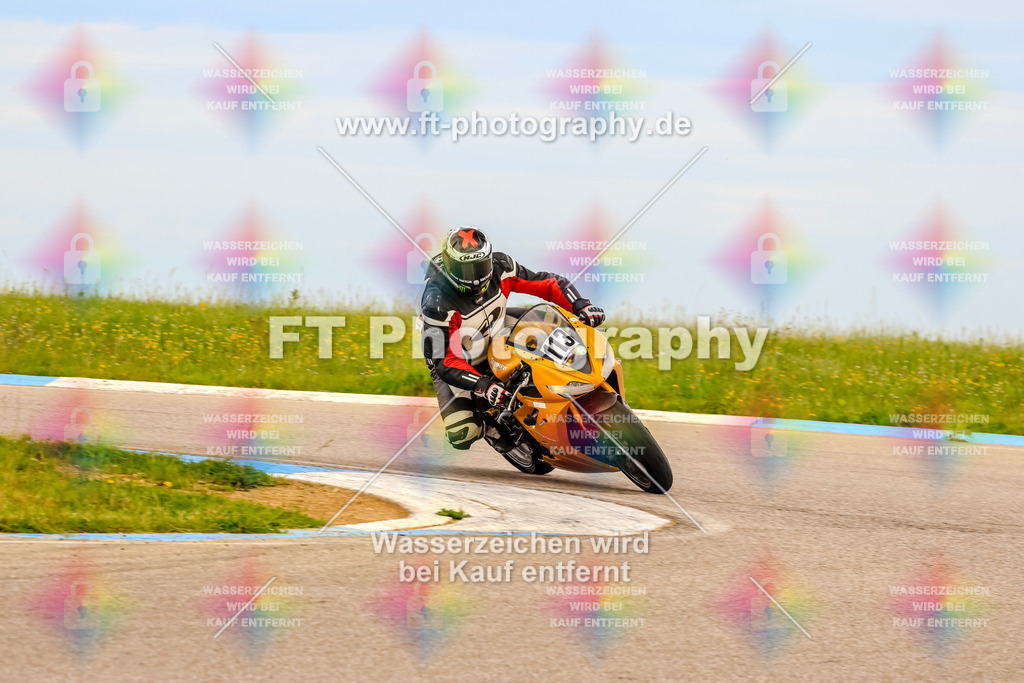 MotoTeam-2734 | Hier findet Ihr Bilder von Touristenfahrten auf der Nürburgring Nordschleife oder von anderen Veranstaltungen die ich besucht habe. Viel Spass beim Durch Schauen 