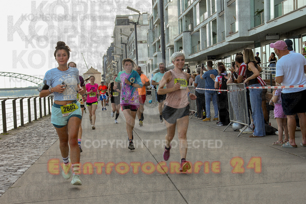 250920_1448_EX1_7654 | Sportfotografie im Rhein-Sieg Kreis, Köln, Bonn, NRW, Rheinland Pfalz, Hessen, etc. Unser Tätigkeitsfeld umfasst den Laufsport vom Volkslauf über den Marathon, Duathlon, Triathon bis zum Ultralauf wie Kölnpfad Ultra oder Schindertrail.