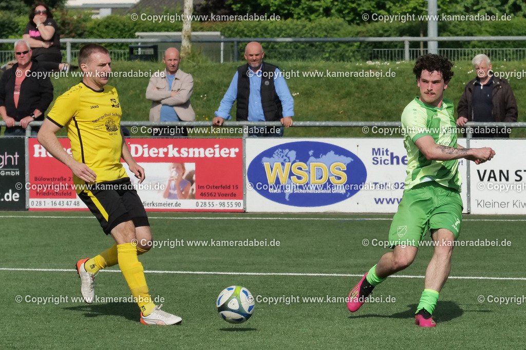 Fußball : Bezirksliga : SV 08/29 Friedrichsfeld - Borusia Veen am 10.05.2026 in Voerde Friedrichsfeld | Fußball : Bezirksliga : SV 08/29 Friedrichsfeld - Borusia Veen am 10.05.2026 in Voerde Friedrichsfeld - Realisiert mit Pictrs.com