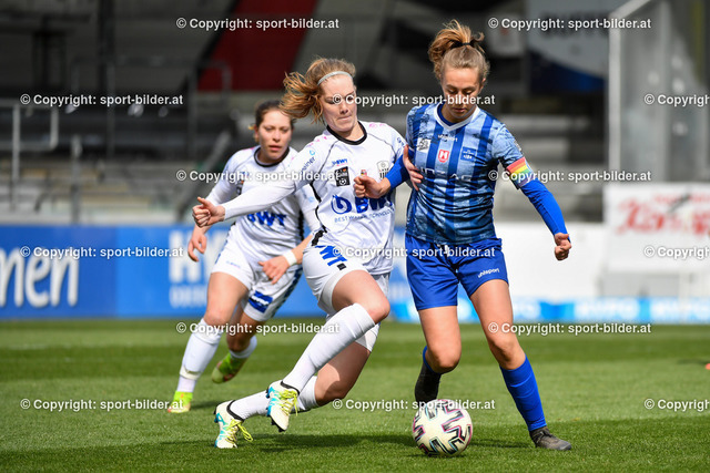 AUT, OOELIGA, LASK Frauen vs SPG Kleinmuenchen-Blau Weiss Linz 1b | 10.04.2022, Raiffeisen Arena Pasching, AUT, OOELIGA, LASK Frauen vs SPG Kleinmuenchen-Blau Weiss Linz 1b, im Bild Anna Zimmerebner (Lask) vs Tabea Aitenbichler (SPG KLM-BWL 1b)



// OOELIGA, LASK Frauen vs SPG Kleinmuenchen-Blau Weiss Linz 1b in Pasching, Austria on 2022/04/10
