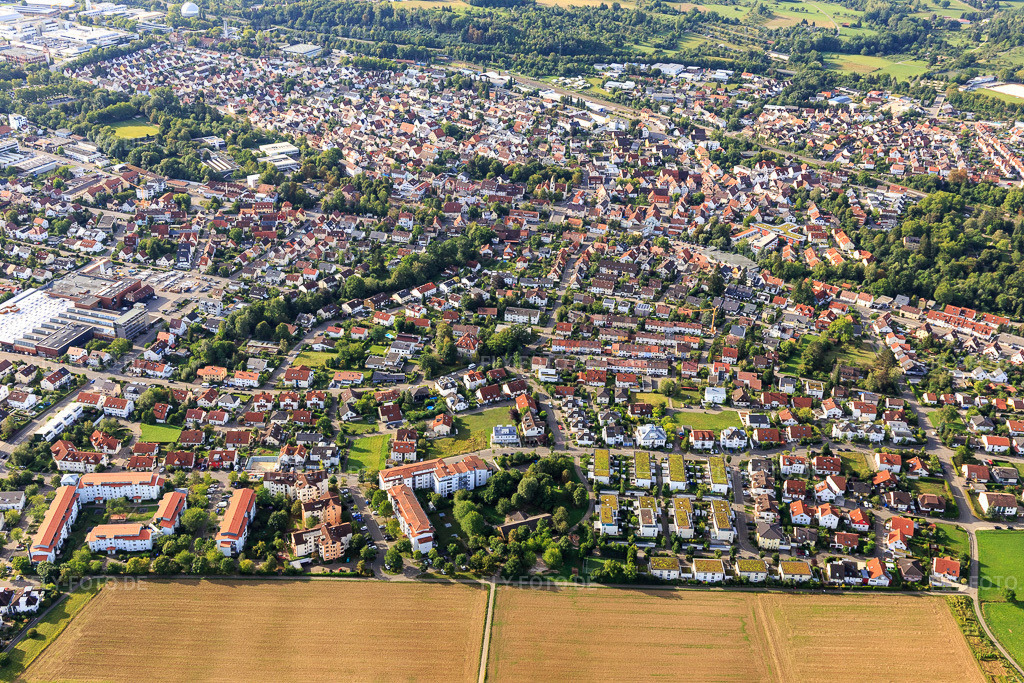 Luftbild: Ortsansicht aus Norden im Ortsteil Betzingen in Reutlingen im Bundesland Baden-Württemberg in Deutschland.Foto: IMG_008631.jpg vom 27.08.2020 durch Werner Riehm/FLY-FOTO.deAuflösung des Originals: 5472 x 3648 px
