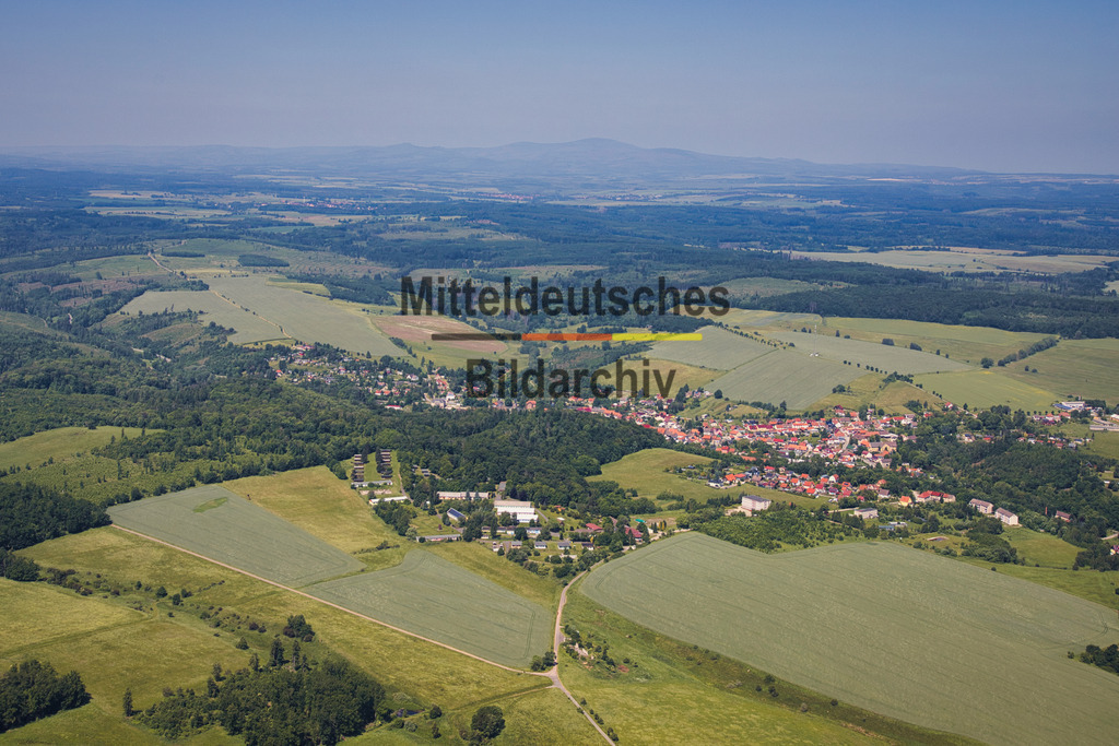 73_Güntersberge_IMG_Mansfeld_Harz_5897 | Die schönsten Luftbilder von Sachen-Anhalt & Mitteldeutschland als Bilddatenbank zur kommerziellen Nutzung. Nutzen Sie unsere Erfahrung seit 2005 in der Luftbildfotografie. - Realisiert mit Pictrs.com