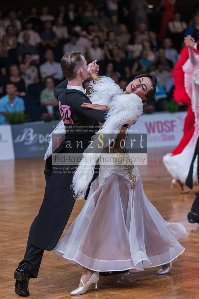 20250819_WDSF-Open-Std-Youth_1137 | Tanzsportbilder, Standardtanz, Lateintanz, WDSF, DTV, LTVB, dancecomp, goc, hessen tanzt, blaues band der spree, walzer, tango, wiener walzer, slowfox, quickstepp, samba, rumba, cha-cha-cha, paso doble. jive, hd-kroft photography, turniertanzsport