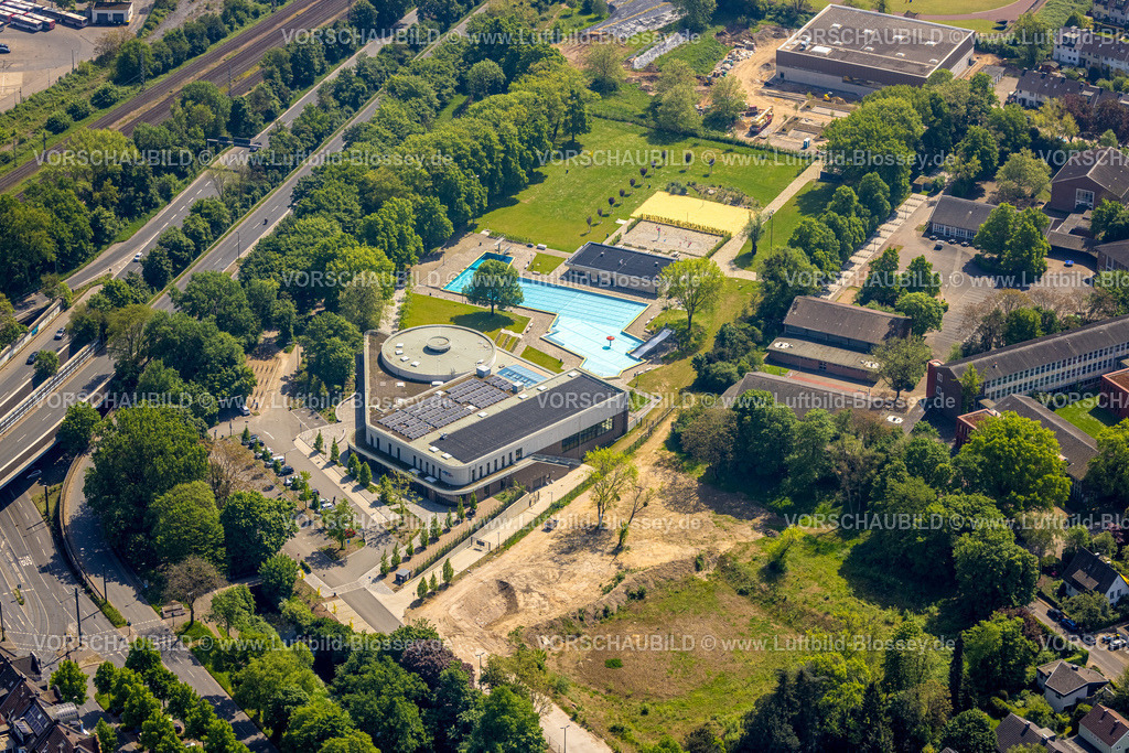 Duesseldorf240501437 | Luftbild, Freibad und Badehaus Benrath, Benrath, Düsseldorf, Rheinland, Nordrhein-Westfalen, Deutschland