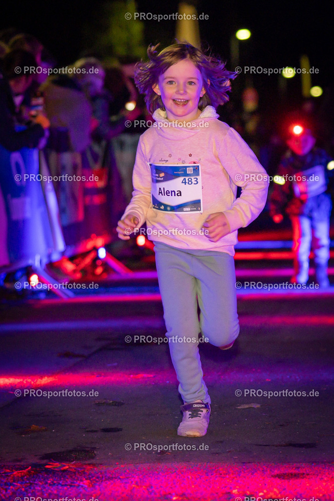 Martinslauf Sindorf 2023 in Kerpen-Sindorf, 09.11.2023 | Impressionen vom Martinslauf Sindorf 2023 am 09.11.2023 in Kerpen-Sindorf (Nordrhein-Westfalen).