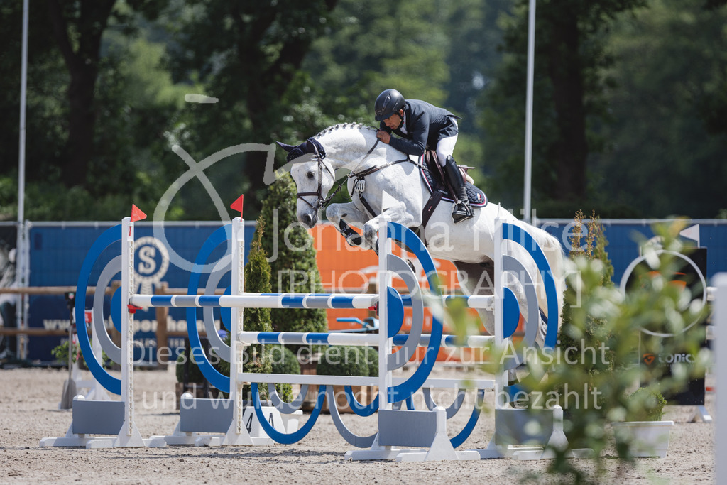 220614_Mühlen_SprPfM-698 | Late Entry Mühlen
Springprüfung Kl.M* 6-8j. Pferde gl. Einlaufprüfung für 6j. Pferde
14.06.2022