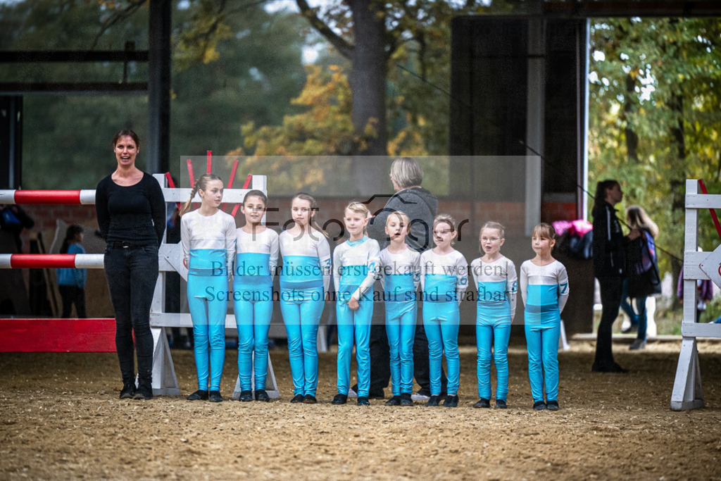 DOS_0031 | Entdecke hochwertige Reitturnierfotos von Foto Oger. Professionell, emotional und authentisch – jetzt Lieblingsmomente im Shop bestellen.Deutschlandweite Turnierfotografie. - Realisiert mit Pictrs.com