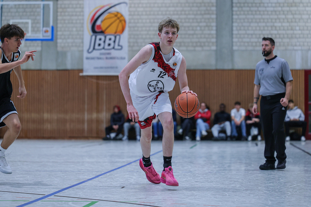 JBBL BAYER GIANTS vs Team BonnKöln RAG-45 | Fotos von Basketballspielen aus dem Raum NRW fotografiert von Gero Mueller-Laschet und Daniel Schaefer - Realisiert mit Pictrs.com