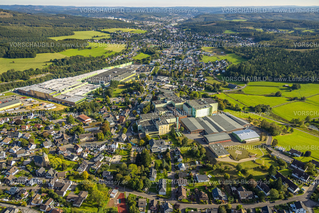 Kreuztal230911804 | Luftbild, Krombacher Brauerei und Krombacher Logistic, mit Ortsansicht Krombach, Kreuztal, Siegerland, Nordrhein-Westfalen, Deutschland