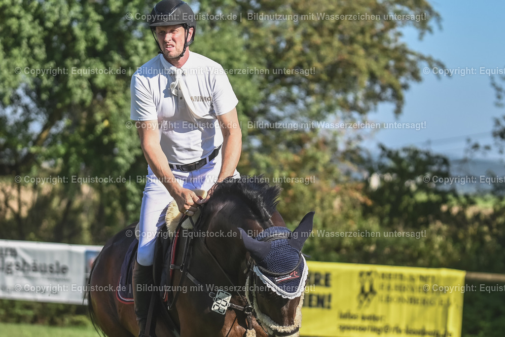 20230908_24_Springen_M_0027 | equistock
