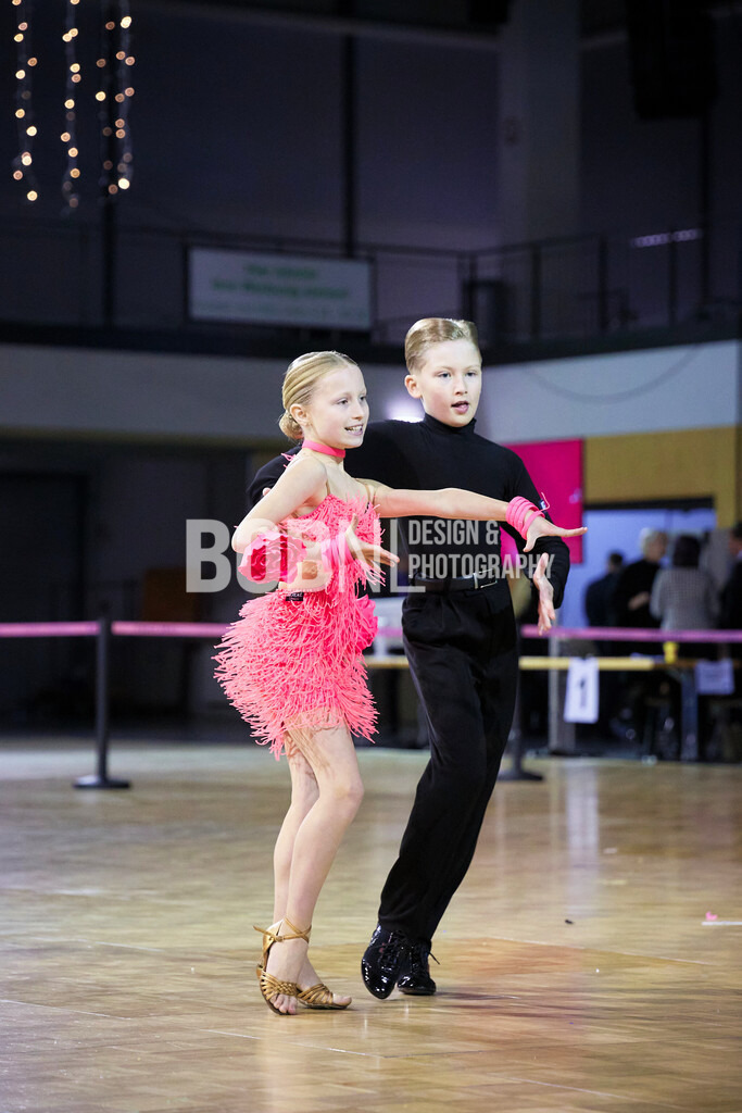 Winter Dance Festival | Mülheim a.d. Ruhr - 13.12.2025: Winter Dance Festival in Mülheim a.d. Ruhr (Westenergiehalle), Germany. Photo by: BobNL design &amp; photography  - Realized with Pictrs.com