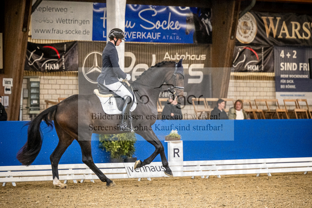 DOS_1292 | Entdecke hochwertige Reitturnierfotos von Foto Oger. Professionell, emotional und authentisch – jetzt Lieblingsmomente im Shop bestellen.Deutschlandweite Turnierfotografie. - Realisiert mit Pictrs.com