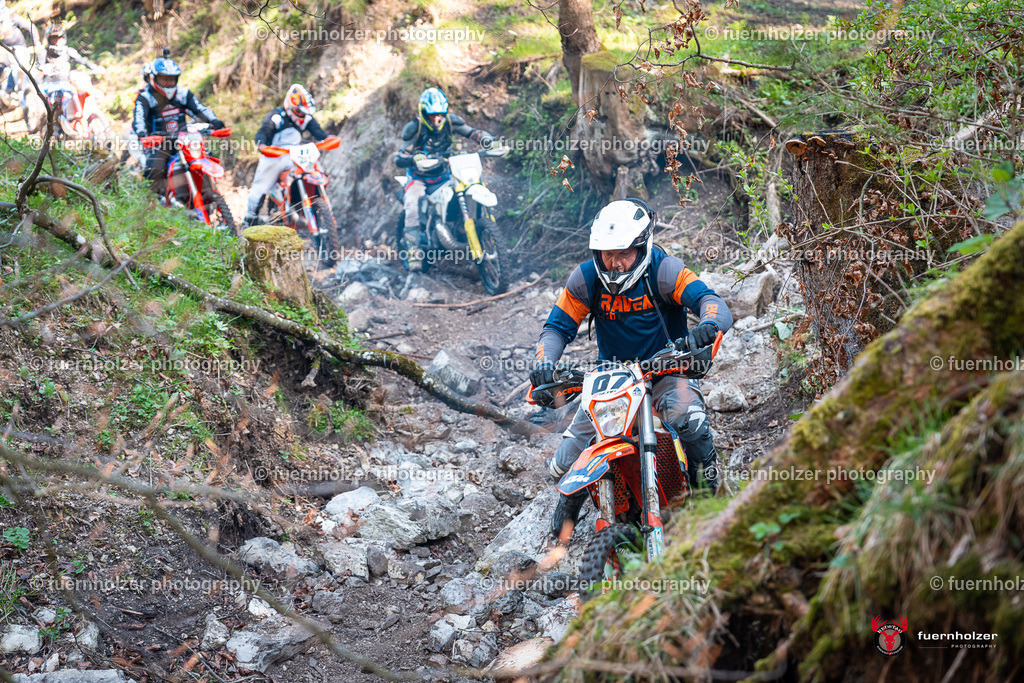 fuernholzer_250501-C1-198 | Fotografische Impressionen von der Red Stag Enduro Extreme by fuernholzer-photography.com. Endurosport in Österreich fotografisch festgehalten von fuernholzer. Auftragsfotografie für Private, Gewerbefotos und Industriefotografie. Eventfotografie, Sportfotografie und Motorsportfotografie. Anbieter von Fotoworkshops, Fototraining, fotografischen Vorträgen und Fotoseminaren.