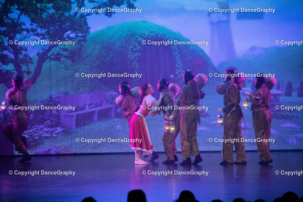 GPHY2099 | DanceGraphy - Realisiert mit Pictrs.com