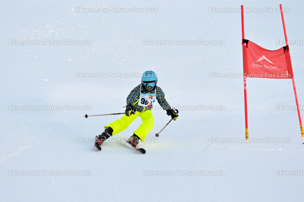 SRF_25.12.2025_0145 | Skirennfotos,Serfaus,Fiss,Ladis,Kinderskirennen,Winter,Tirol,Oberland,skirace,SFL,feelfree,weil wir's genießen,ski,Ski,skifahren,Sonnenplateau, - Realisiert mit Pictrs.com