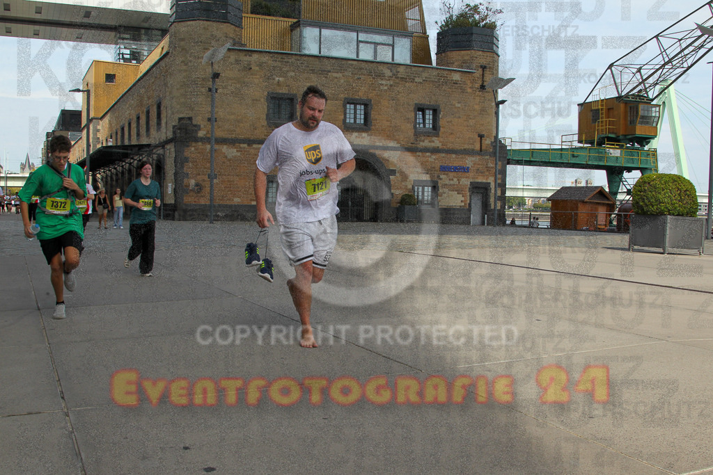 250920_1341_EV4_6434 | Sportfotografie im Rhein-Sieg Kreis, Köln, Bonn, NRW, Rheinland Pfalz, Hessen, etc. Unser Tätigkeitsfeld umfasst den Laufsport vom Volkslauf über den Marathon, Duathlon, Triathon bis zum Ultralauf wie Kölnpfad Ultra oder Schindertrail.