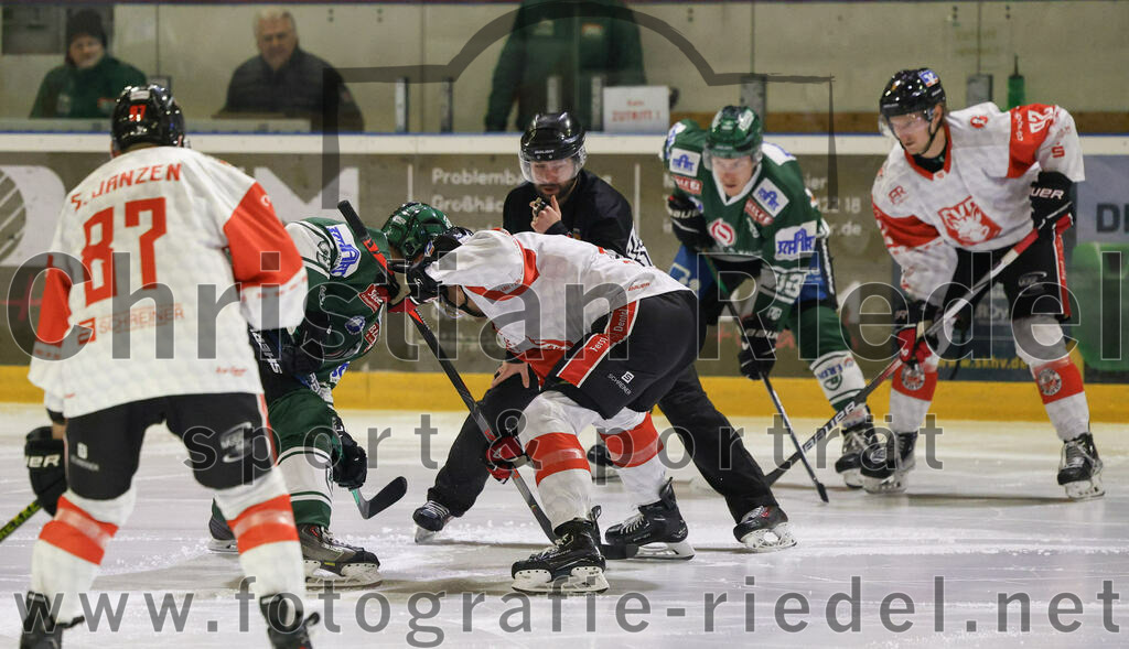 2024-01-12_065_TSV_Erding_gegen_EV_Dingolfing | Erding, Deutschland, 12.01.2024:
Eishockey, Bayernliga Vorrunde 2023 / 2024, 24. Spieltag, TSV Erding gegen EV Dingolfing, Endergebnis: 10:2

Foto: Christian Riedel / fotografie-riedel.net