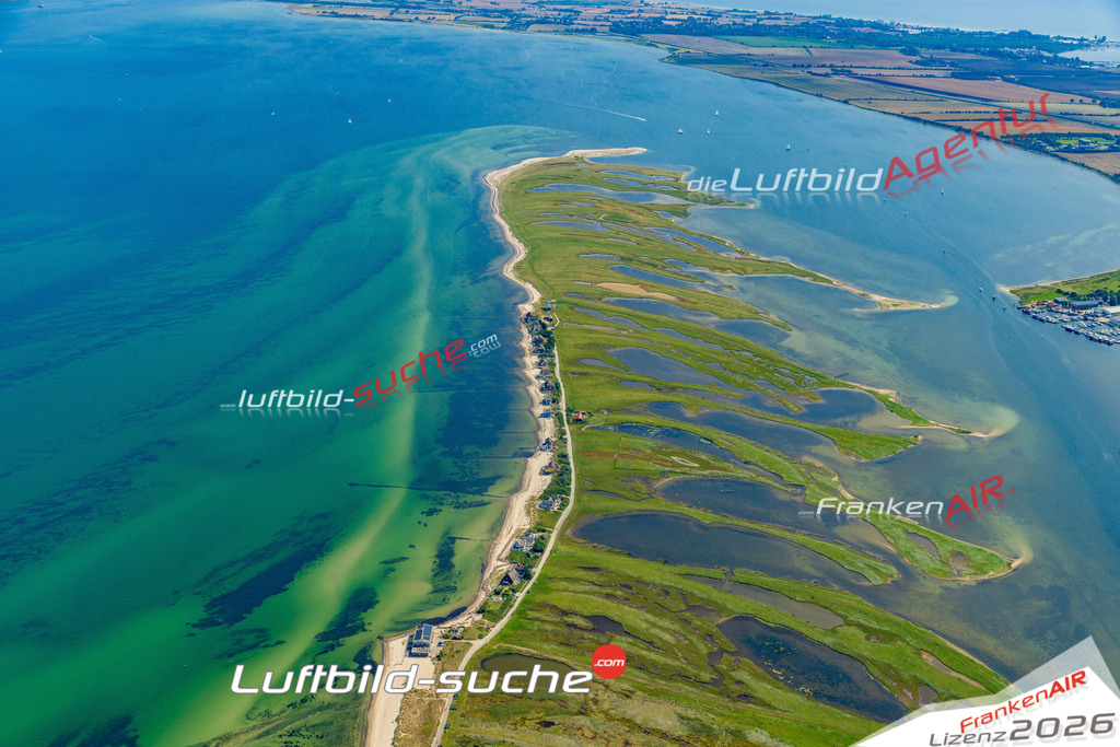 Schöne Luftaufnahme als Geschenk in Graswarder Heiligenhafen - Die Luftbildaufnahme wurde 2025 vom UL-Flugzeug heraus erstellt ( keine Drohne ) - Hochauflösende Luftaufnahme -Nicht vergleichbar mit Google Maps oder Satelittenbilder- Die Geschenkidee !Mit Lizenz und Bildrechte bestellbar