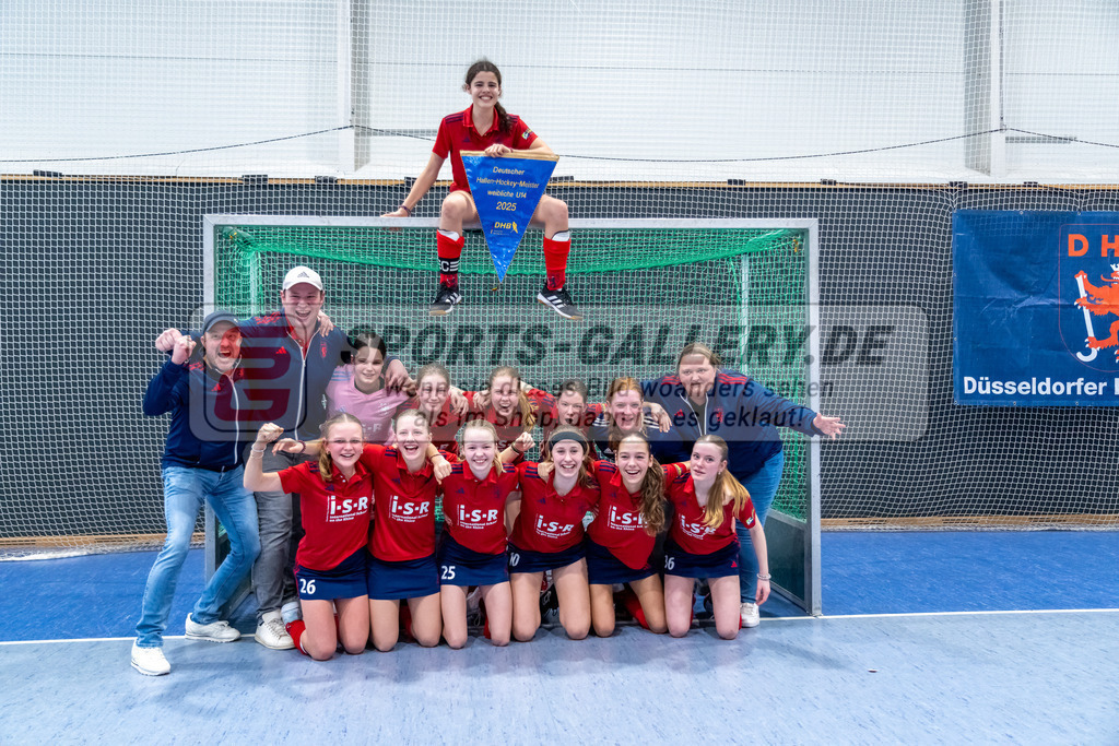 HK_20250223_103378 | Deutsche Meisterschaft wU14 Finale und Ehrungen am 23.2.2025 Düsseldorfer HC, Düsseldorf